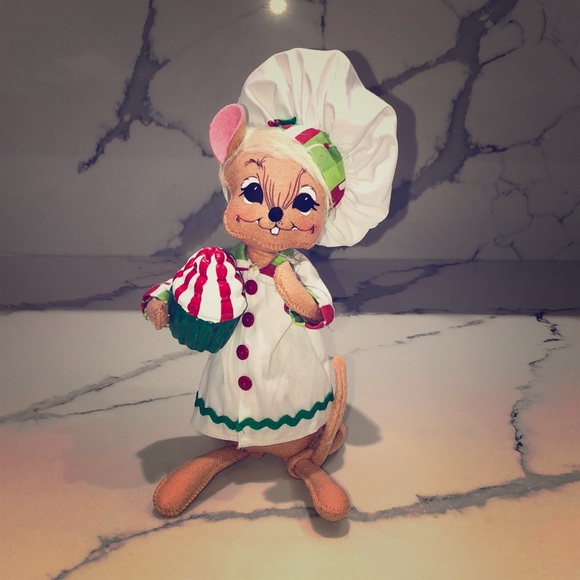 Annalee Christmas Cupcake Mouse 🎄 - Picture 1 of 4